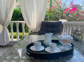Luxury Flat of Cleodora Residence，位于塞里克的度假短租房