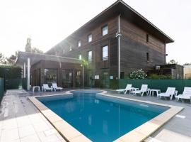 All Suites Le Teich – Bassin d’Arcachon，位于勒泰克的酒店