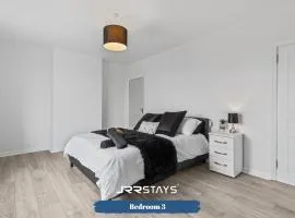 Nuneaton - Ideal 3 Bedroom, Wi-fi Parking, Sleeps 6 - JRR Stays