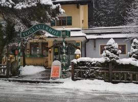 Hotel Voglauerhof，位于阿布特瑙的酒店