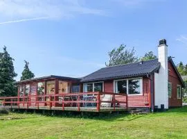 Beautiful Home In Allinge With Wifi