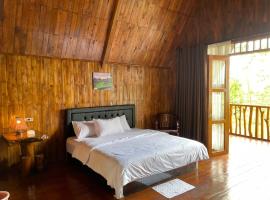 Vila Glamping Lembah Kelud Kediri，位于Berni的豪华帐篷营地