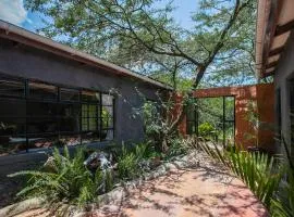 Punda Milias Lodge