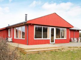 Holiday home Hjørring VIII，位于约灵的酒店