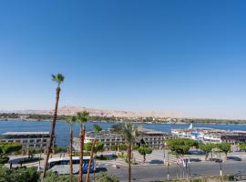 Aracan Eatabe Luxor Hotel，位于卢克索的酒店