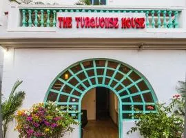 THE TURQUOIISE HOUSE