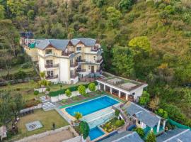 Regenta Resort Exotica Dharamshala on Hilltop，位于达兰萨拉的酒店