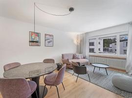 Abitaziun Belmunt 103 - St Moritz "LOGA ELEGANCE APARTMENT"，位于圣莫里茨的海滩短租房