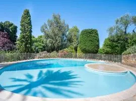 Exceptional Cannes Center sea view and swimming pool LIVE IN PARC BRUYERE