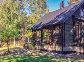 Cozy Home In Ljuster With Kitchen，位于Ljusterö的酒店