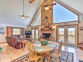 Family-Friendly Murphy Cabin with Deck and Fire Pit!