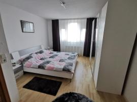 Sehr Schönes 2 Zimmer Maisonnette Wohnung，位于安斯巴赫的度假短租房