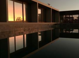 Lagoon Suites e Gastronomia，位于拉古纳的酒店