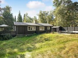 Beautiful Home In Rørvig With Wifi，位于勒维的酒店