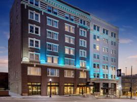 Hotel Indigo - Omaha Downtown, an IHG Hotel，位于奥马哈达勒姆博物馆附近的酒店