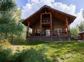 Villa Lummelahti House on the shore of Lake Saimaa，位于Pettilä的别墅