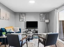 Lovely 3 Bedroom Colonial home