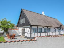 Awesome Home In Samsø With Kitchen，位于Brundby的酒店