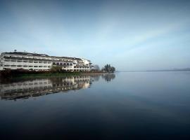 Up Pateira Hotel，位于Fermentelos的酒店