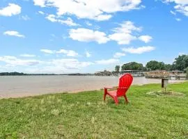 Cozy Lake Home - Jacuzzi King Bed Marina Access