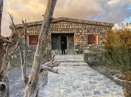 Jabal Shams Mountain Rest House，位于Al Hūb的别墅