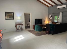 Warrie Head Resort，位于Ontario Village的酒店