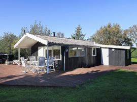 Holiday home Frederikshavn XIV，位于腓特烈港的酒店