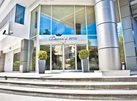 Queen's Hotel - Zebra Centre
