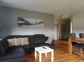 Ferienwohnung Windhagen，位于温德哈根的带停车场的酒店