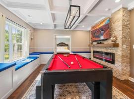 Cozy 2b 2b Spa 2 Steam Saunas Home Theater Gym，位于戴维森的酒店