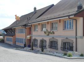 Motel - Hôtel La Poularde，位于罗蒙绿房子会议中心附近的酒店