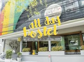 All day hostel at BTS Bang Chak