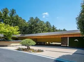 箱根翠松园酒店