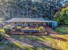 Forest Trails House, Dwellingup，位于德韦灵阿普的度假屋