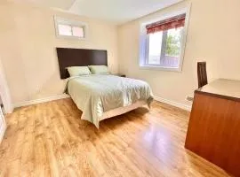 Cozy Detached Home in Richmond Hill