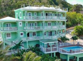 Wintberg Tropical Villas，位于Mandal的度假短租房