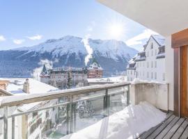 St Moritz 3 Suite vista lago，位于圣莫里茨的海滩短租房