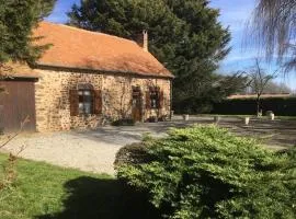 Maison de campagne au calme, jardin, cheminée, proche village et loisirs - FR-1-410-170