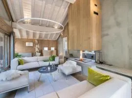 Chalet de luxe avec jacuzzi, hammam et salle de cinéma à Courchevel - FR-1-562-43