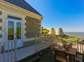 ILFRACOMBE RAPHAEL 2 Bedrooms