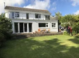 BRAUNTON WHITE HOUSE 4 Bedrooms