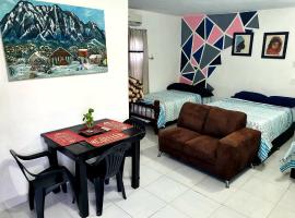 Casa "Hielo" Potrero Chico，位于Hidalgo的酒店