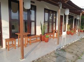 Rosella Cottages - Homestay - Yogyakarta，位于日惹的酒店