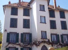 Quality Hotel Saint Martin，位于佩里纳特·莱斯·萨尔列夫的酒店