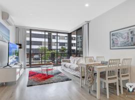 KOZYGURU Penrith Cosy 2BED 2BATH APT + FREE Parking NPE081，位于彭里斯的酒店