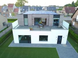 Ruim en zonnig appartement met groot terras，位于希斯特尔的酒店