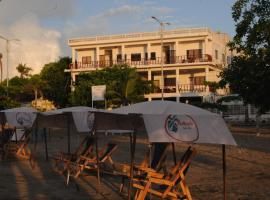 Hotel Montecarlo Beach，位于托卢的酒店