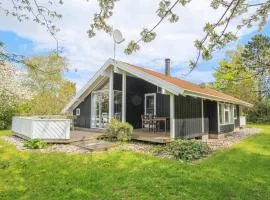 2 Bedroom Pet Friendly Home In Samsø