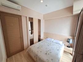 Homy 2 BR Apartment near Shopping Malls，位于雅加达的酒店