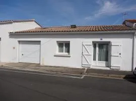 Maison confortable, proche plages et centre, 4 pers, terrasse, wifi, centre L'Aiguillon-sur-Mer - FR-1-476-11
